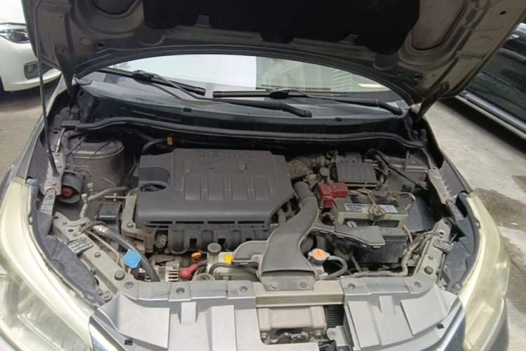 Used Venucia D50 2013 1.6L Automatic Fashion Edition Engine Bay