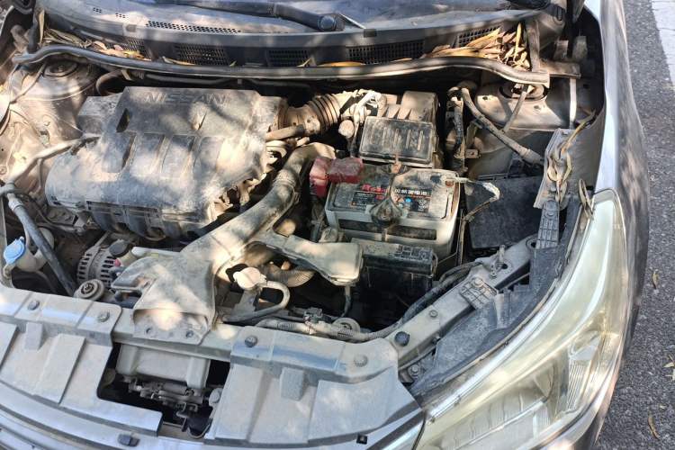 Used Venucia D50 2013 1.6L Manual Fashion Edition Engine Bay Left