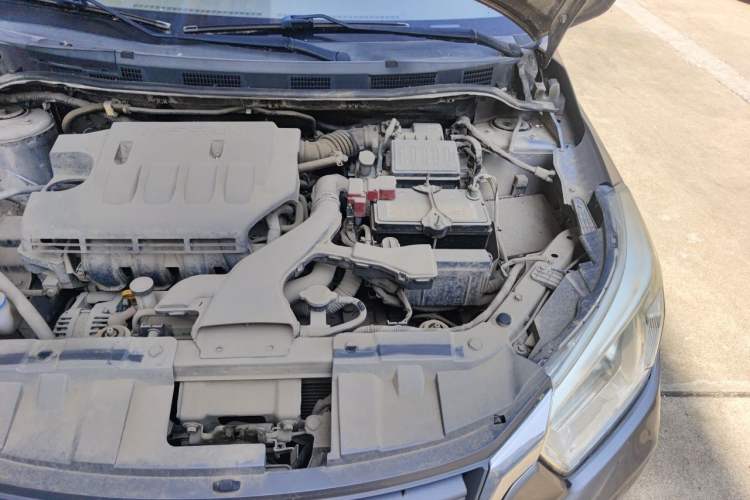 Used Venucia D50 2013 1.6L Manual Fashion Edition Engine Bay Left