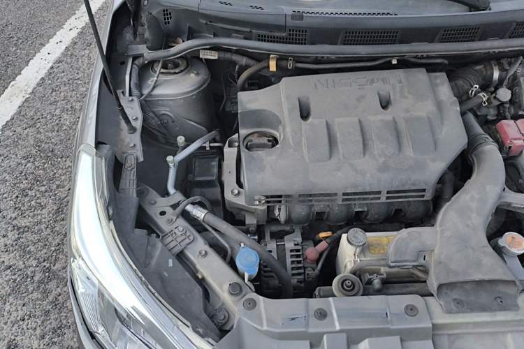 Used Venucia D50 2013 1.6L Manual Luxury Edition Engine Bay Right