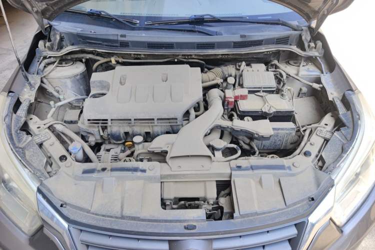 Used Venucia D50 2013 1.6L Manual Fashion Edition Engine Bay