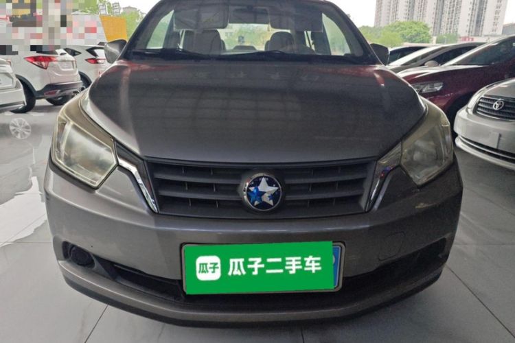 Used Venucia D50 2013 1.6L Automatic Fashion Edition Exterior 1