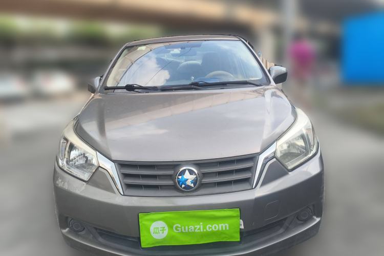 Used Venucia D50 2013 1.6L Manual Fashion Edition Front