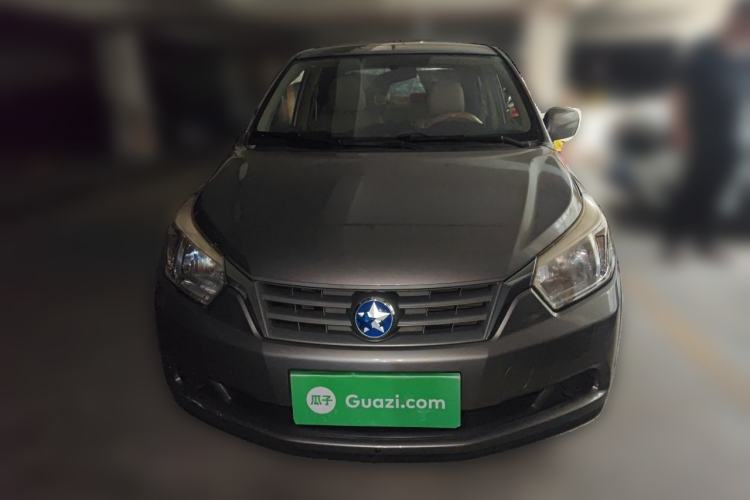 Used Venucia D50 2013 1.6L Manual Fashion Edition Front