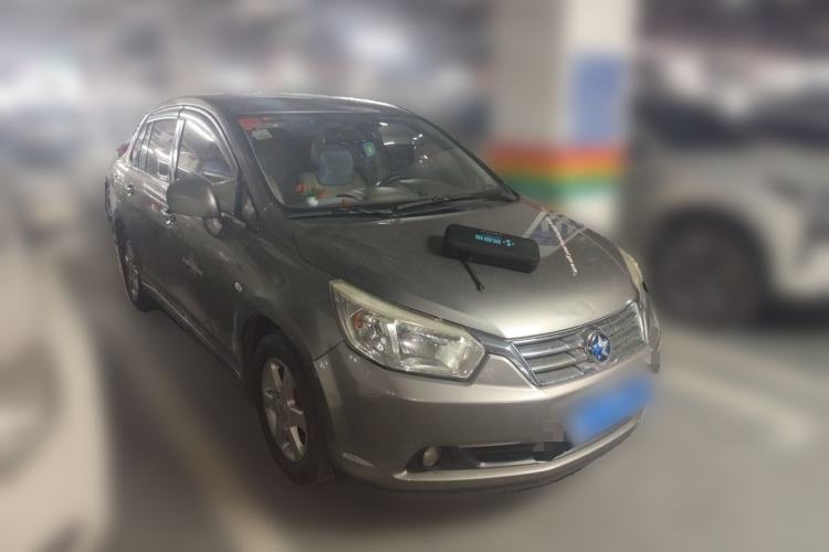 Used Venucia D50 2013 1.6L Manual Luxury Edition Front Right 45 Deg