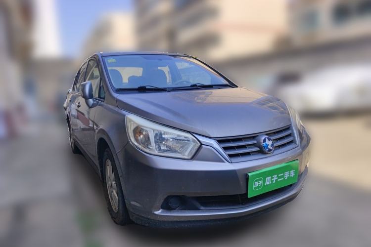 Used Venucia D50 2013 1.6L Manual Fashion Edition Front Right 45 Deg