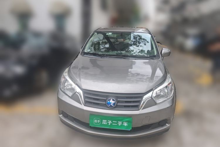 Used Venucia D50 2013 1.6L Automatic Fashion Edition Front