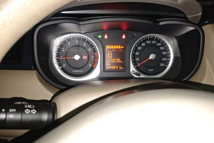 Used Venucia D50 2013 1.6L Manual Fashion Edition Instrument Cluster