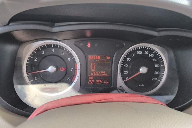Used Venucia D50 2013 1.6L Manual Luxury Edition Instrument Cluster