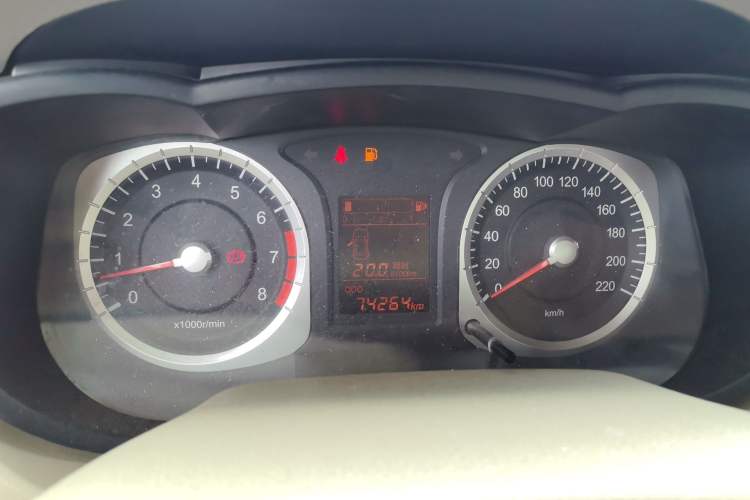Used Venucia D50 2013 1.6L Manual Fashion Edition Instrument Cluster