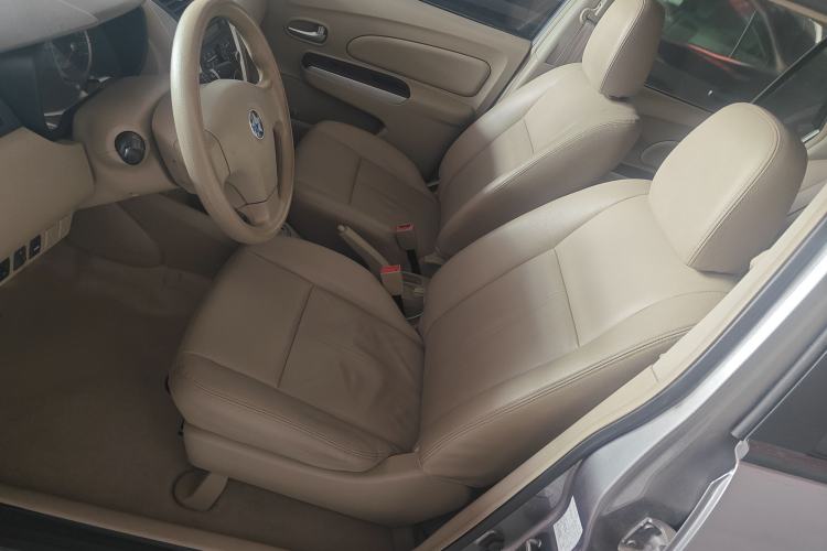 Used Venucia D50 2013 1.6L Automatic Luxury Edition Left Front Seat