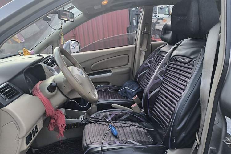Used Venucia D50 2013 1.6L Manual Luxury Edition Left Front Seat
