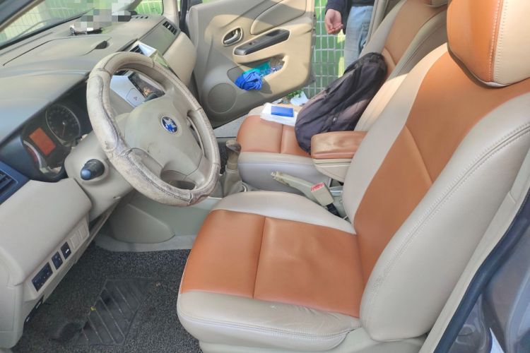 Used Venucia D50 2013 1.6L Manual Fashion Edition Left Front Seat