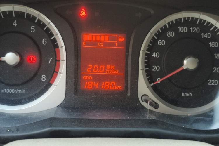 Used Venucia D50 2013 1.6L Manual Luxury Edition Odometer Close Up
