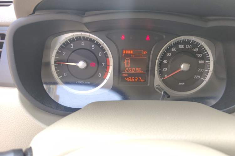 Used Venucia D50 2013 1.6L Manual Fashion Edition Odometer Close Up