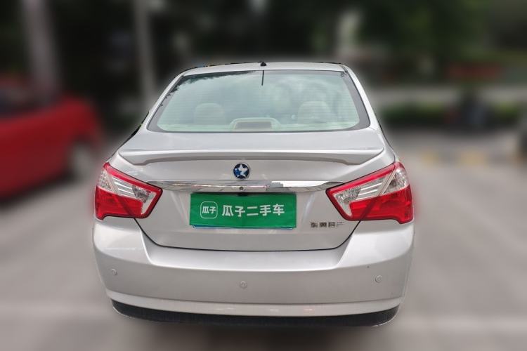 Used Venucia D50 2013 1.6L Manual Luxury Edition Rear