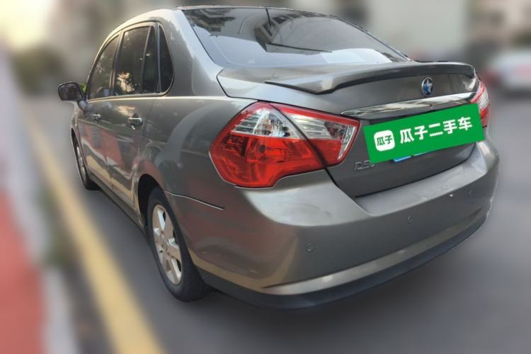 Used Venucia D50 2013 1.6L Manual Luxury Edition Rear Left 45 Deg