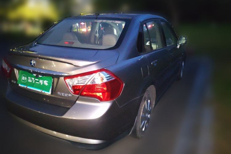 Used Venucia D50 2013 1.6L Manual Fashion Edition Rear Right 45 Deg