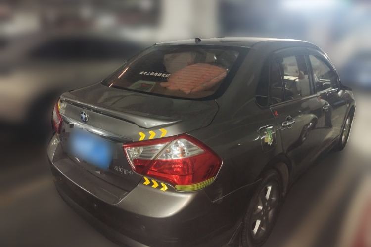 Used Venucia D50 2013 1.6L Manual Luxury Edition Rear Right 45 Deg