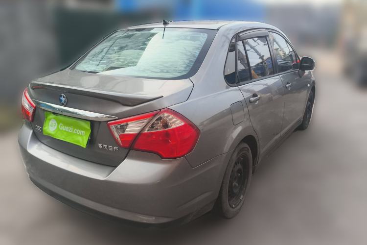 Used Venucia D50 2013 1.6L Manual Fashion Edition Rear Right 45 Deg
