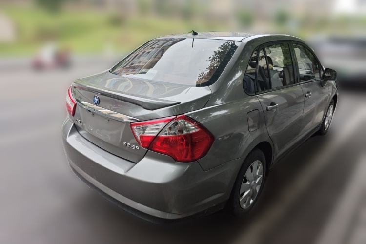 Used Venucia D50 2013 1.6L Manual Fashion Edition Rear Right 45 Deg