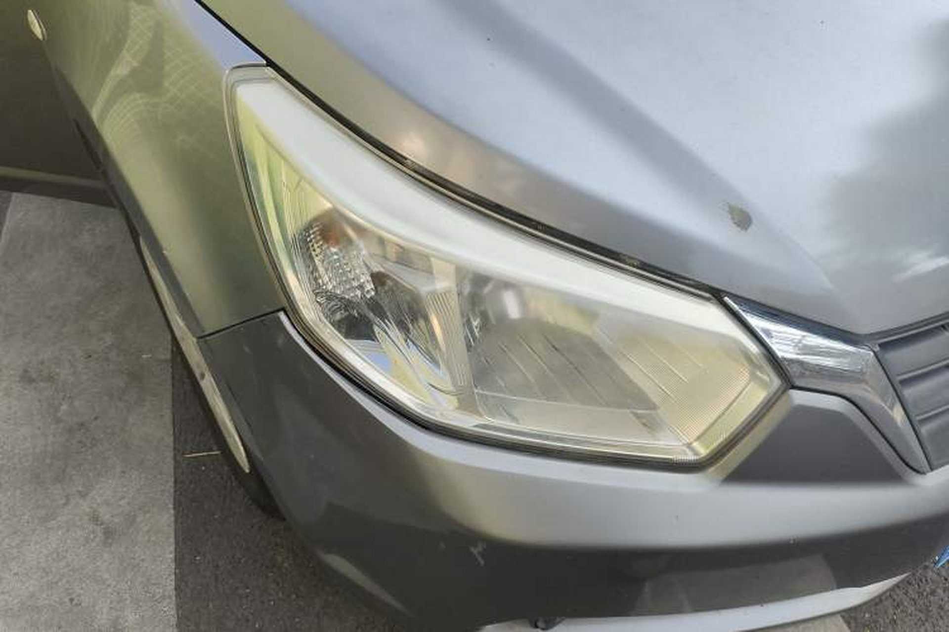Used Venucia D50 2013 1.6L Manual Fashion Edition Right Front Headlight