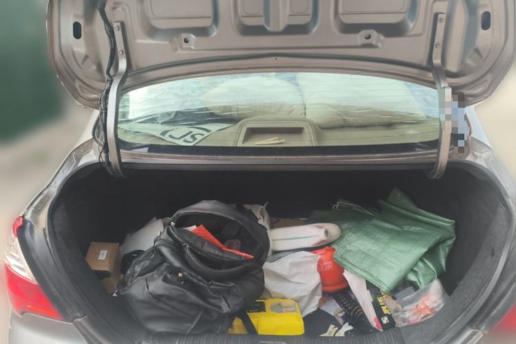 Used Venucia D50 2013 1.6L Manual Fashion Edition Trunk