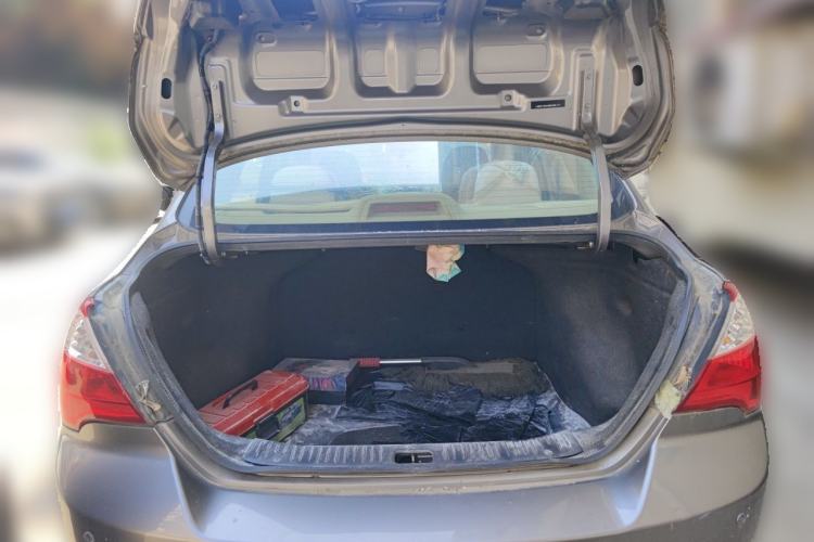 Used Venucia D50 2013 1.6L Manual Fashion Edition Trunk