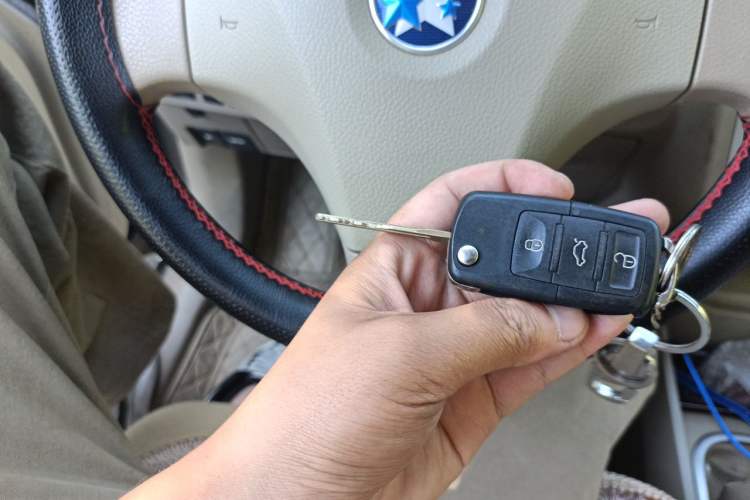 Used Venucia D50 2013 1.6L Manual Fashion Edition Vehicle Key