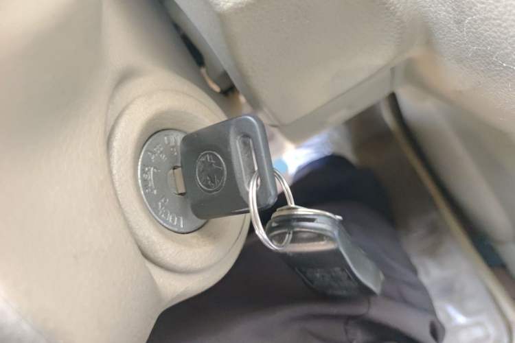 Used Venucia D50 2013 1.6L Manual Fashion Edition Vehicle Key