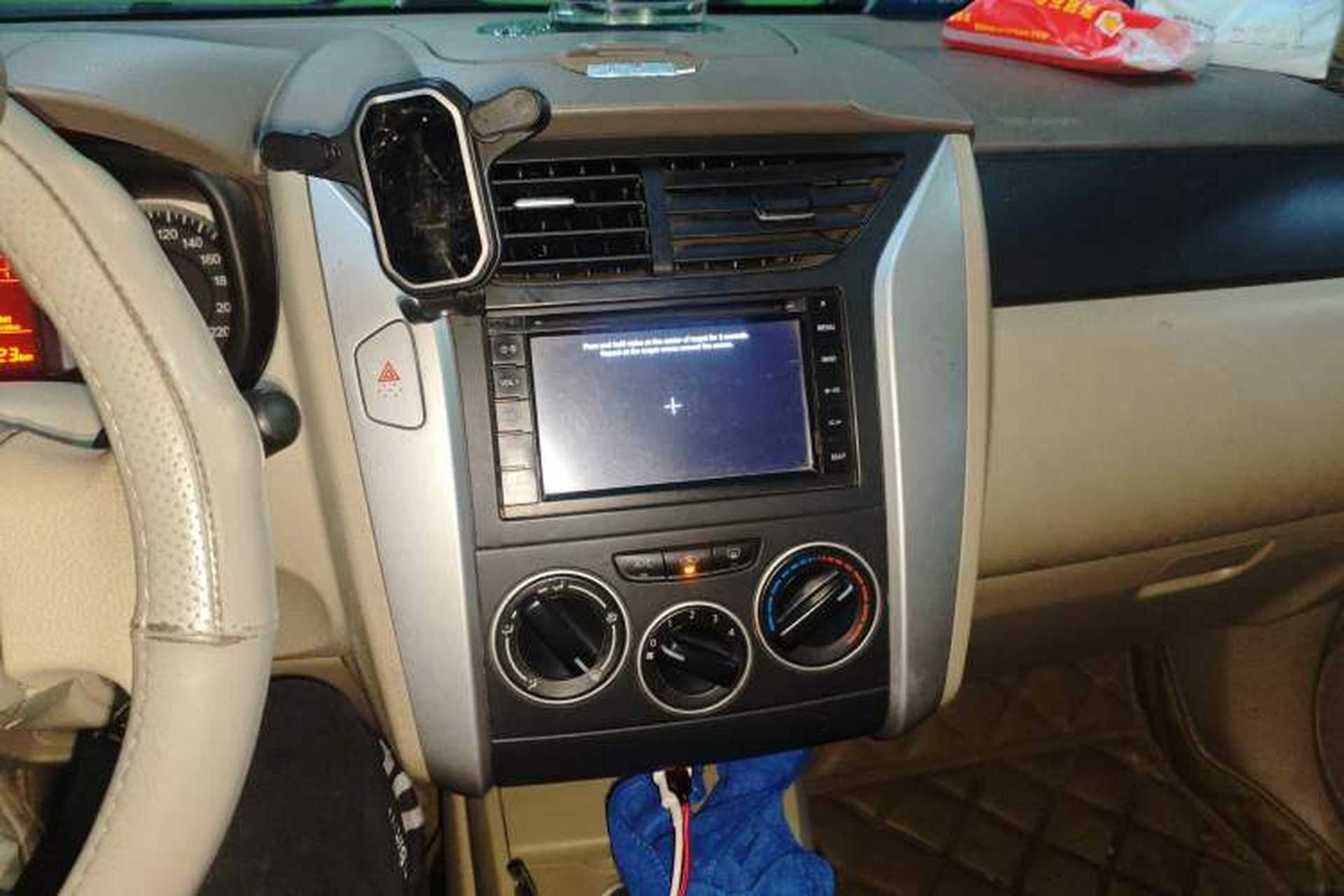 Used Venucia D50 2013 1.6L Manual Fashion Edition Audio And AC Panel