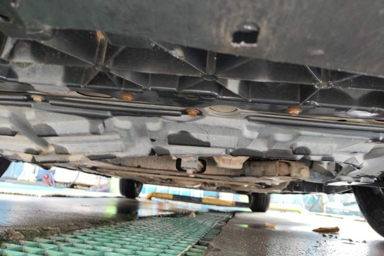 Used Venucia D50 2013 1.6L Manual Fashion Edition Chassis Front