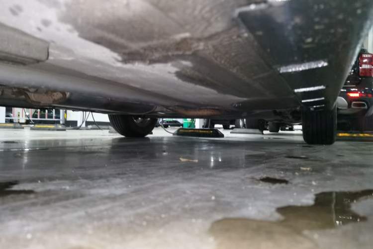 Used Venucia D50 2013 1.6L Automatic Fashion Edition Chassis Front Left