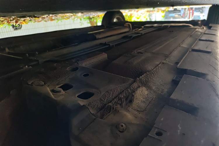 Used Venucia D50 2013 1.6L Manual Luxury Edition Chassis Front Right