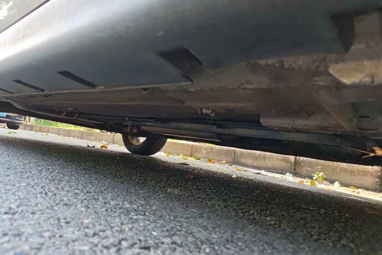 Used Venucia D50 2013 1.6L Automatic Fashion Edition Chassis Front Right
