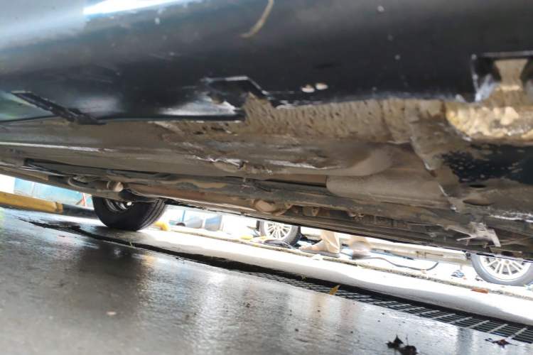 Used Venucia D50 2013 1.6L Manual Fashion Edition Chassis Front Right