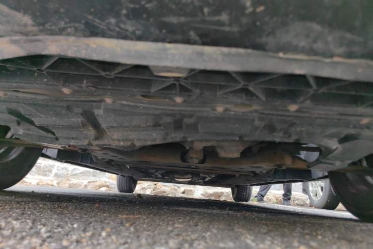 Used Venucia D50 2013 1.6L Manual Fashion Edition Chassis Front