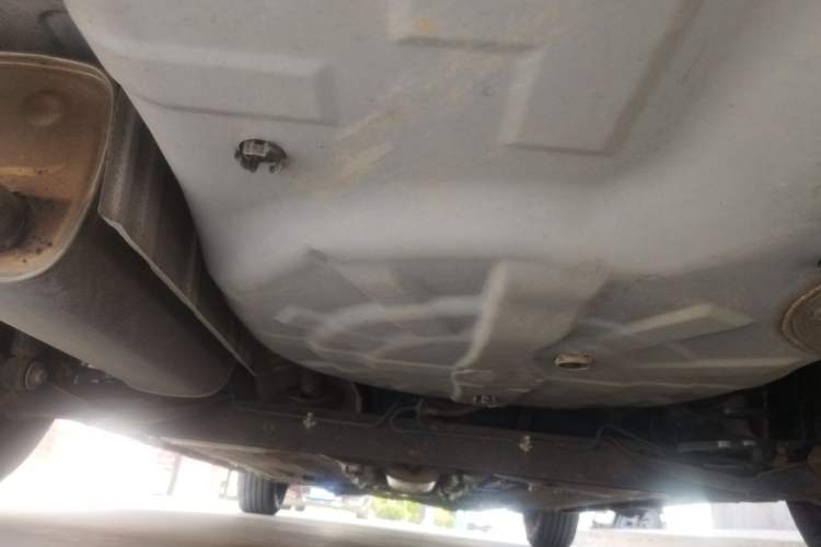 Used Venucia D50 2013 1.6L Manual Fashion Edition Chassis Rear