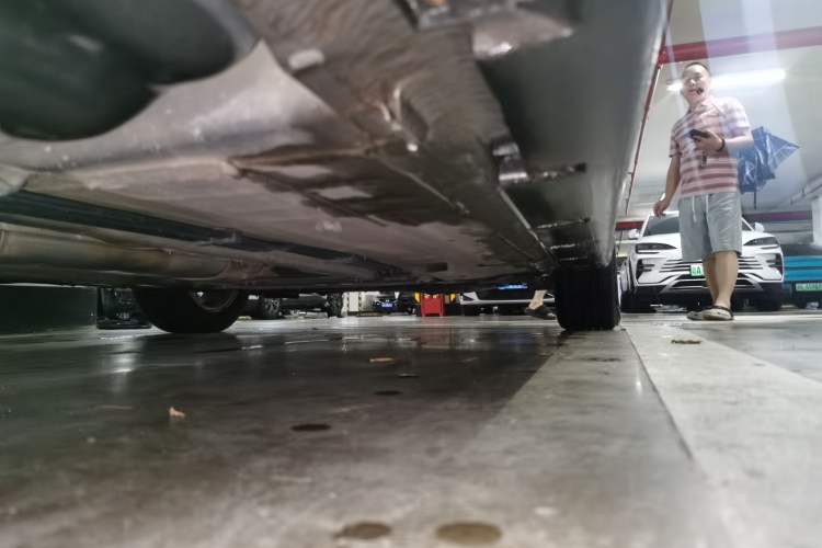 Used Venucia D50 2013 1.6L Automatic Fashion Edition Chassis Rear Right