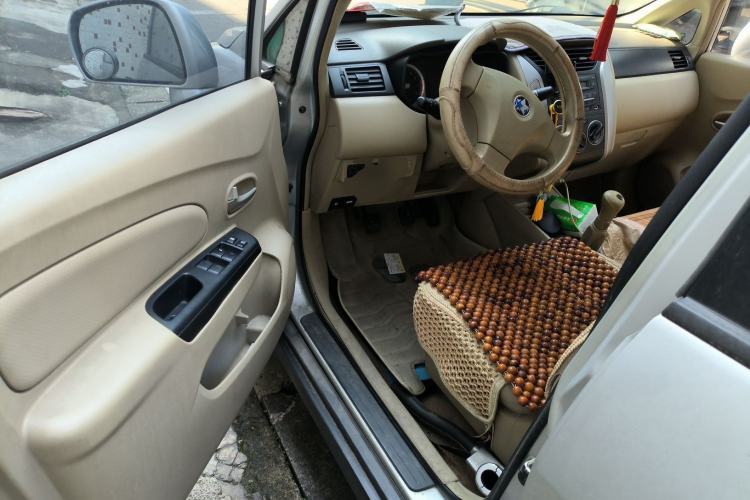 Used Venucia D50 2013 1.6L Manual Fashion Edition Driver Seat