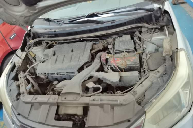 Used Venucia D50 2013 1.6L Automatic Luxury Edition Engine Bay