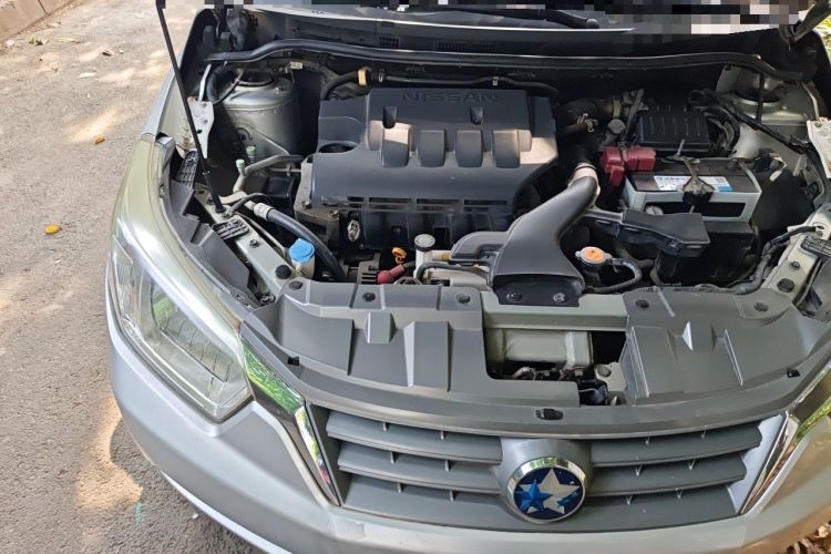 Used Venucia D50 2013 1.6L Manual Luxury Edition Engine Bay Right
