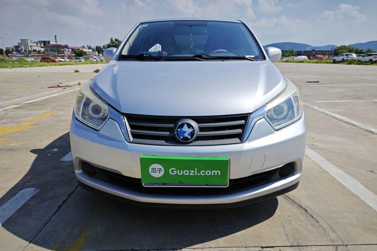 Used Venucia D50 2013 1.6L Manual Fashion Edition Exterior 1