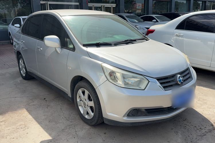 Used Venucia D50 2013 1.6L Manual Fashion Edition Exterior 2