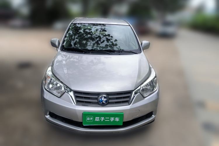 Used Venucia D50 2013 1.6L Manual Fashion Edition Front