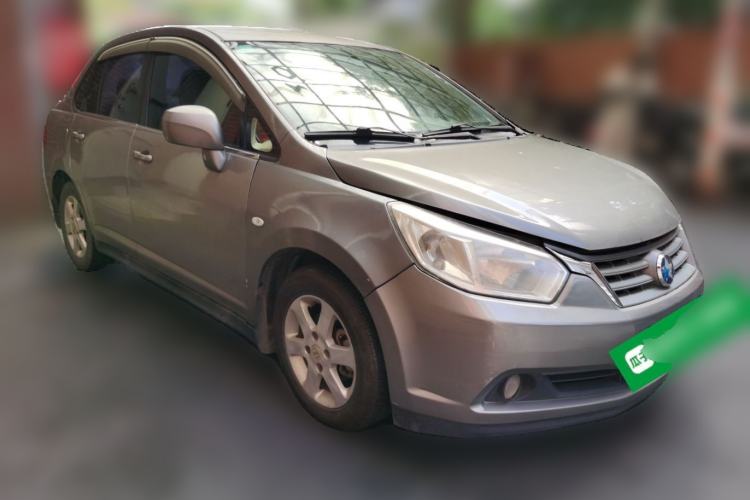 Used Venucia D50 2013 1.6L Manual Fashion Edition Front Right 45 Deg