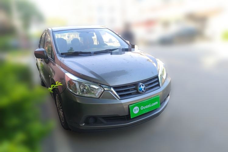 Used Venucia D50 2013 1.6L Automatic Fashion Edition Front Right 45 Deg