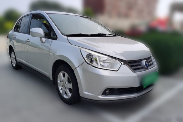 Used Venucia D50 2013 1.6L Manual Luxury Edition Front Right 45 Deg