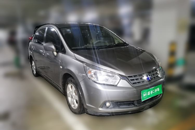 Used Venucia D50 2013 1.6L Automatic Fashion Edition Front Right 45 Deg