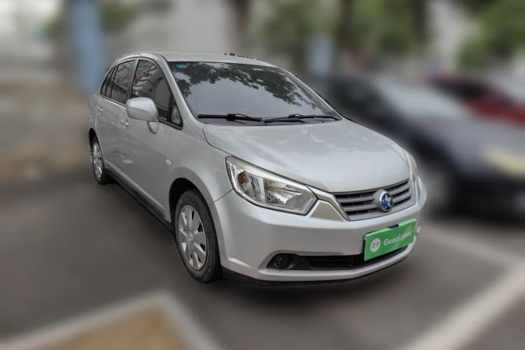 Used Venucia D50 2013 1.6L Manual Fashion Edition Front Right 45 Deg